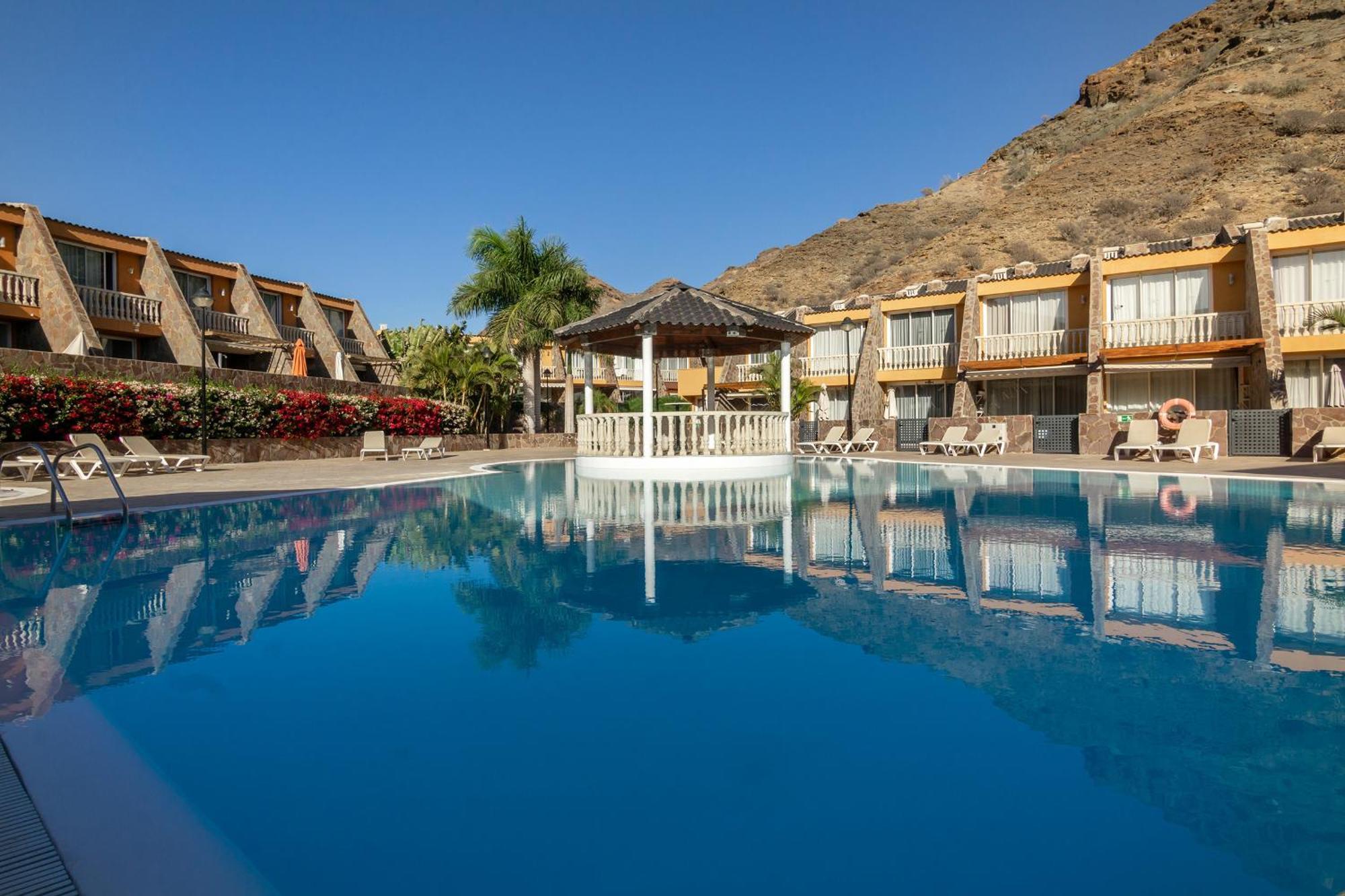Luxurioesen Apartment Am Meer Golfplatz, Strand 皮拉亚德尔库拉 外观 照片