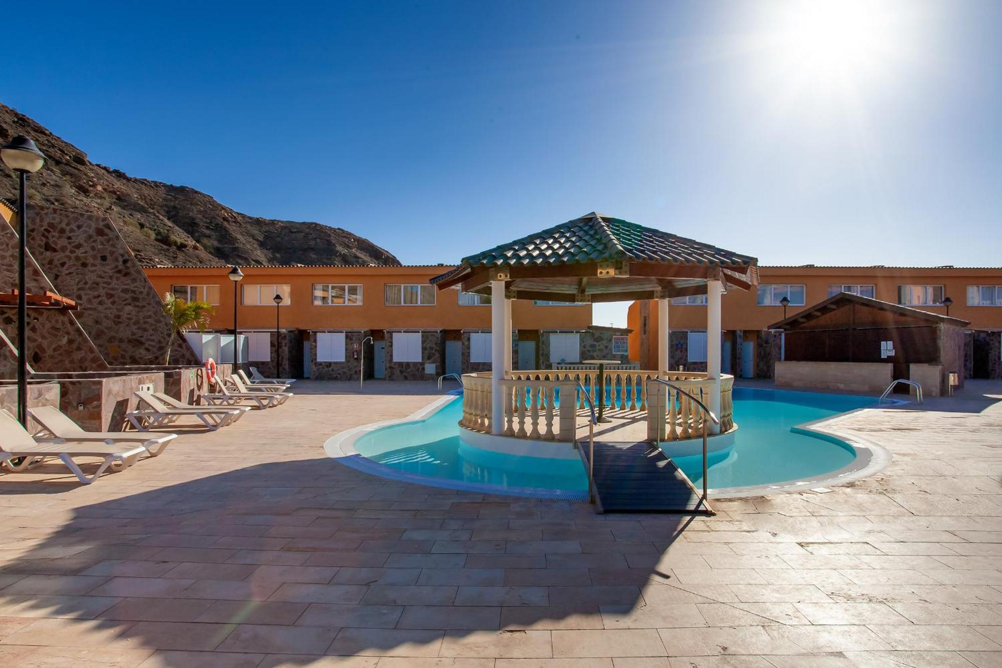 Luxurioesen Apartment Am Meer Golfplatz, Strand 皮拉亚德尔库拉 外观 照片